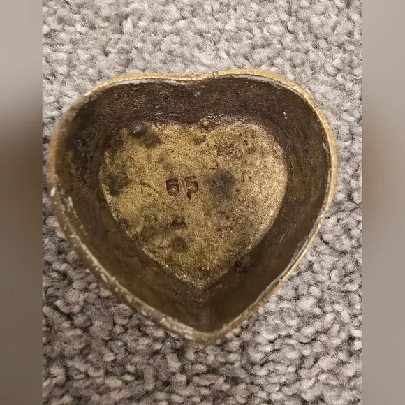 LOVE Brass Trinket Box Vintage - Picture 5 of 8